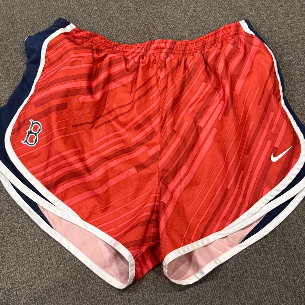 Boston Red Sox Nike Athletic Dri Fit Shorts women size large